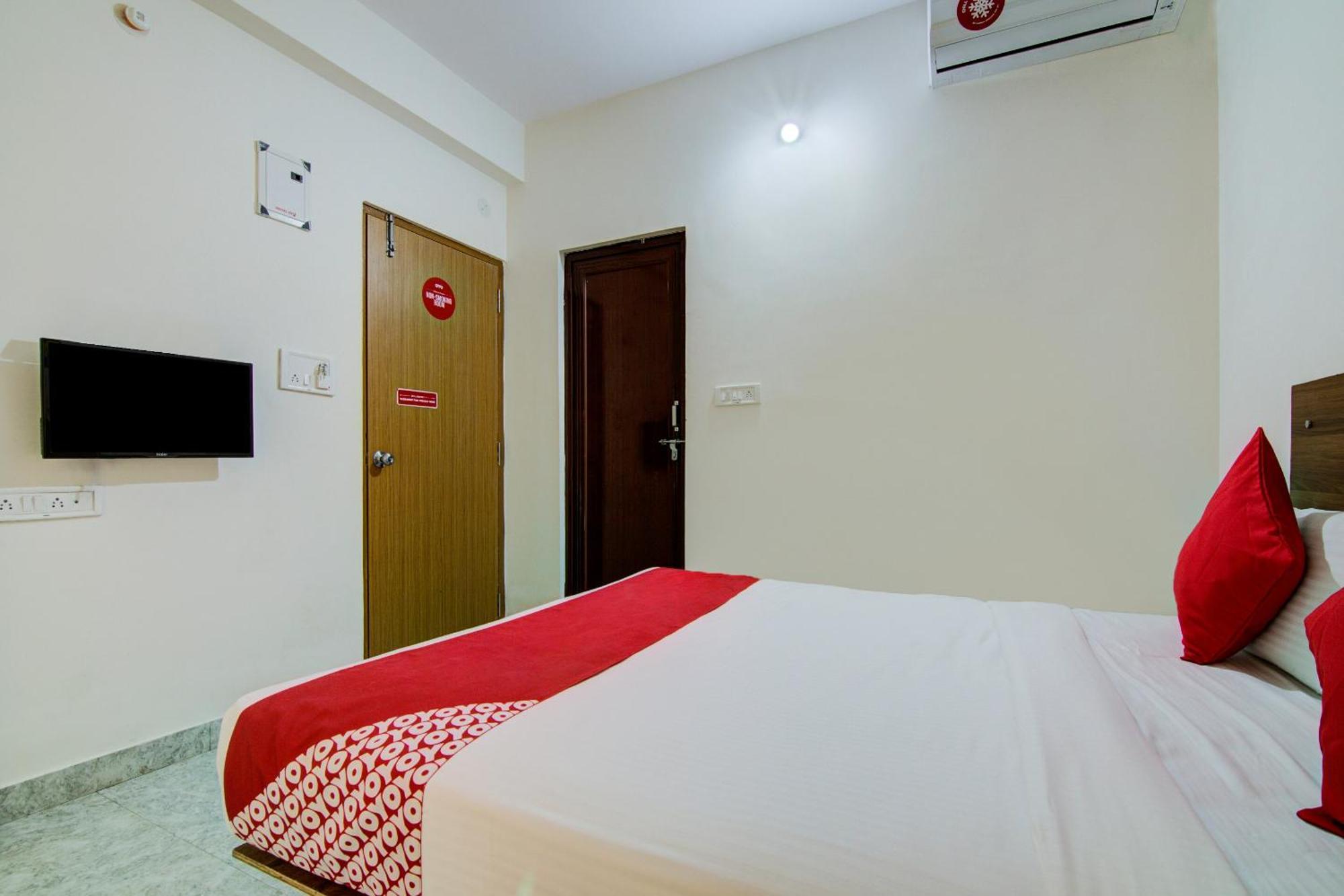 Hotel O Varcity Comforts Near Ragigudda Sri Prasanna Anjaneyaswamy Temple Bangalore Exterior foto
